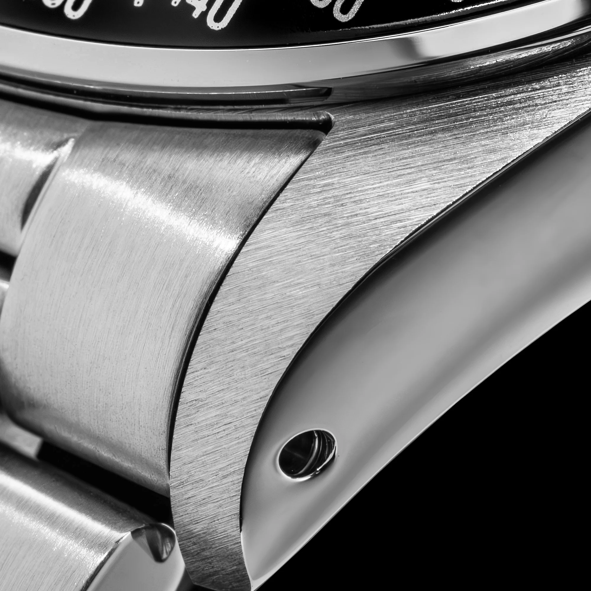 Thorn  37mm Desert Eagle VK63 Quartz Dive Watch T010 - Image 29