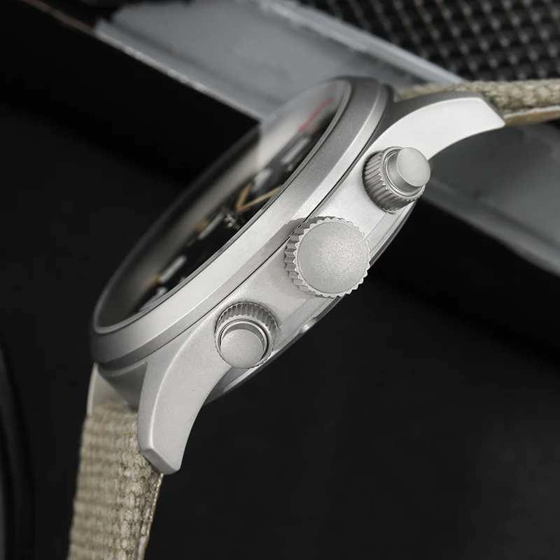 Militado Retro VK61 Quartz Chronograph Watch - Image 6