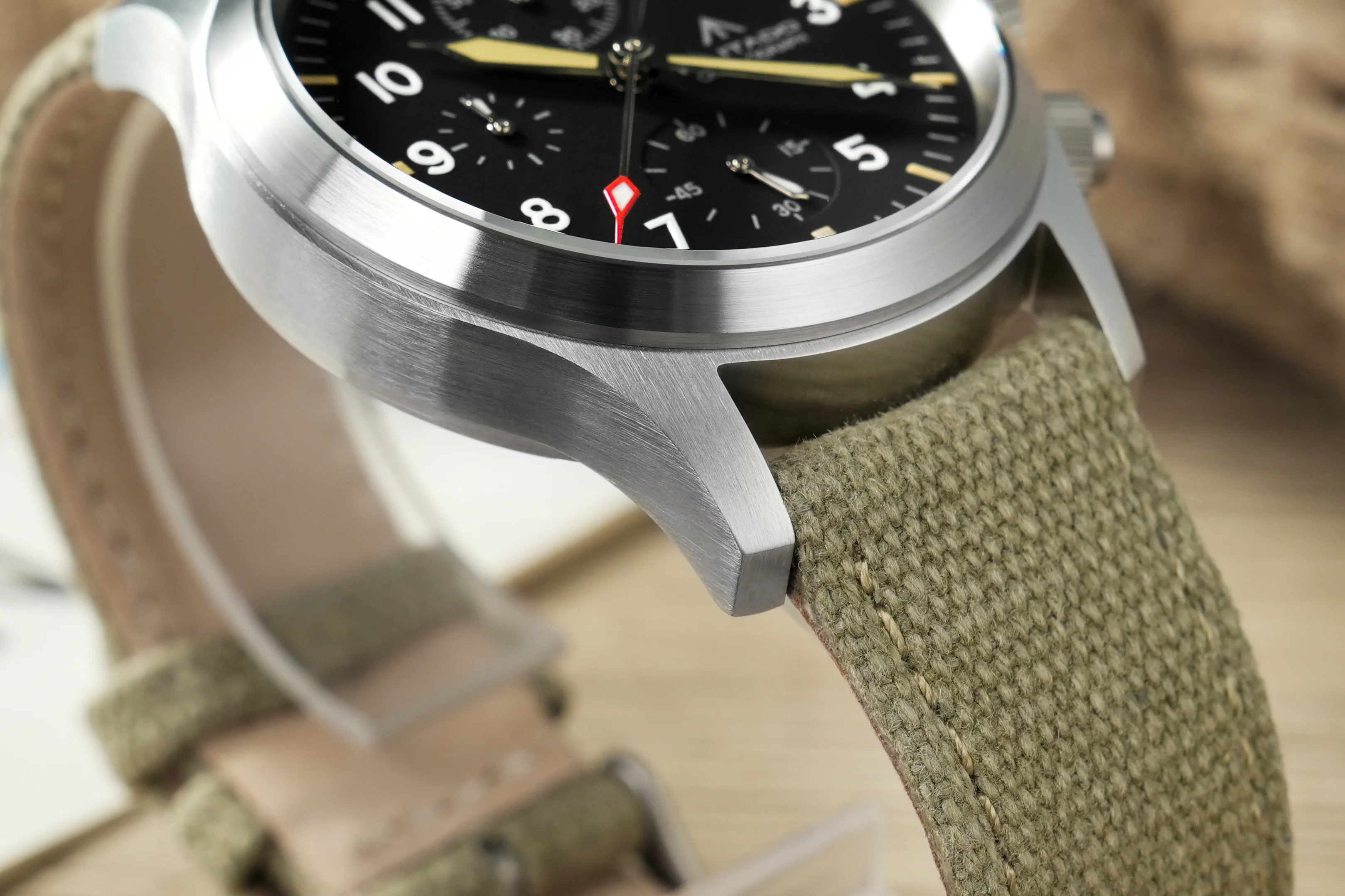 ★New Arrival★ Militado Retro 39mm Chronograph Watch Ml1868-3 - Image 11