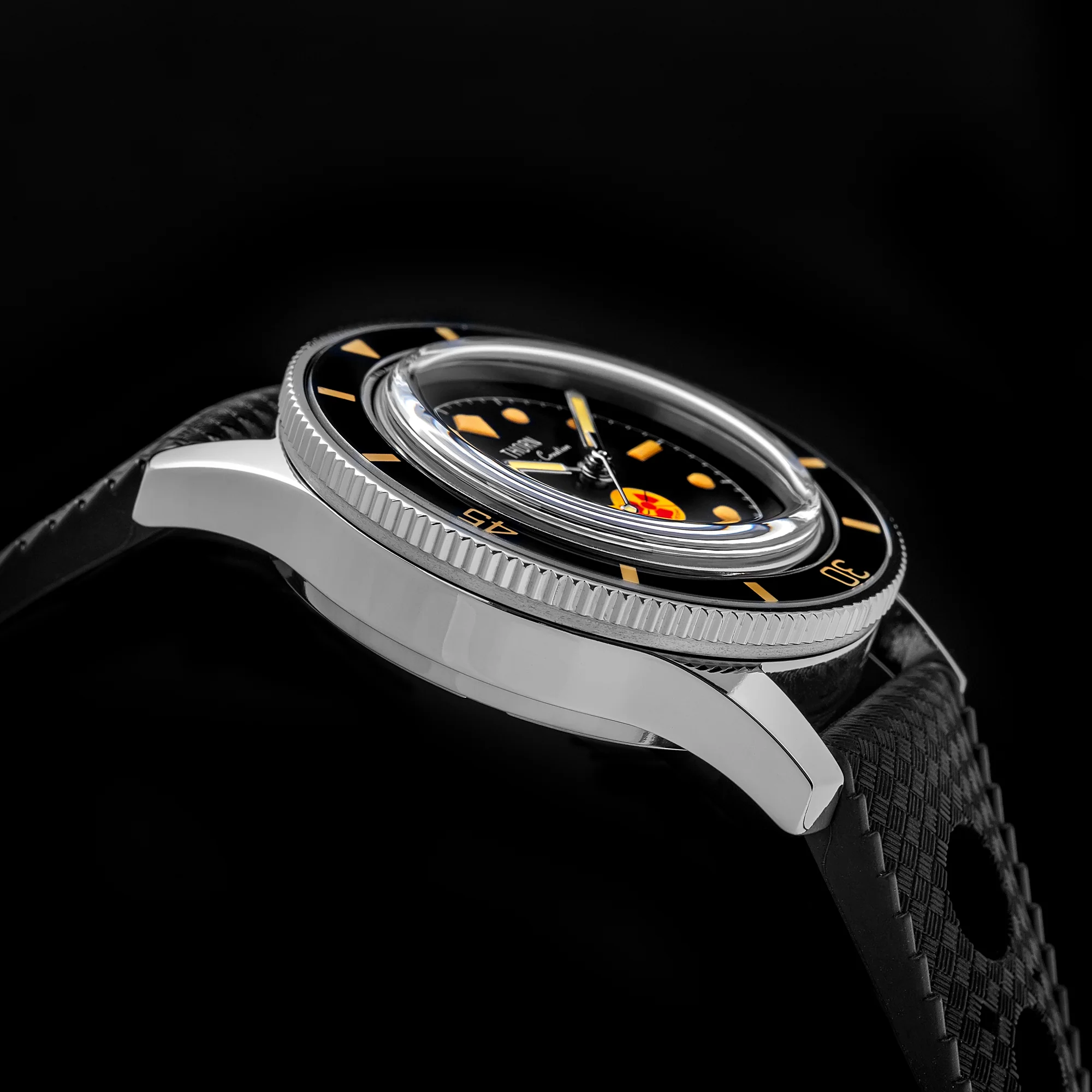 Thorn 38mm Titanium 50-Fathoms Dive Watch T009 - Image 9