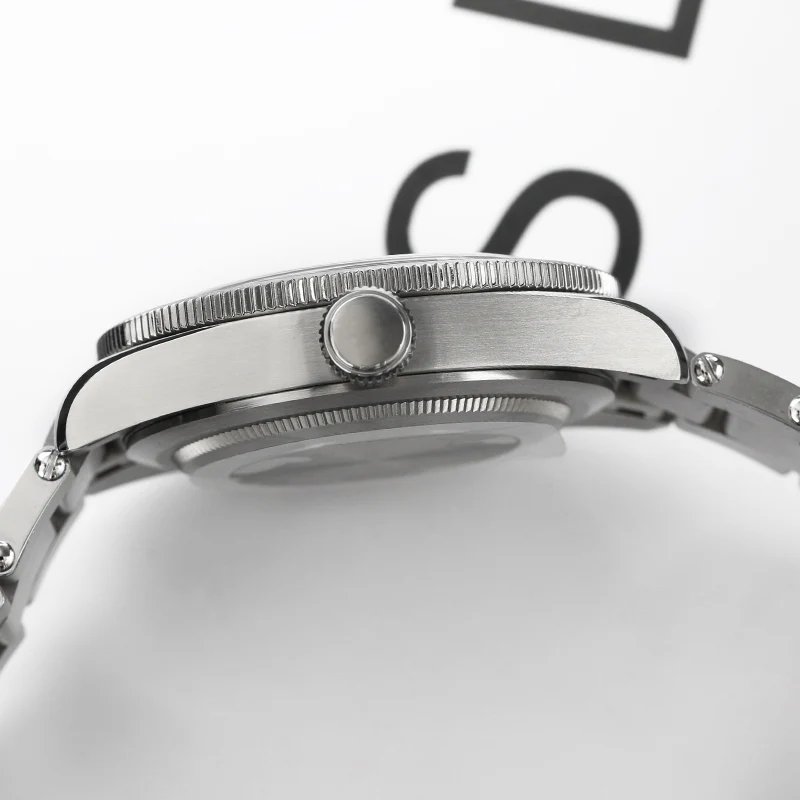 Thorn 39mm Diver 6200 Retro Mechanical Watch - Image 11