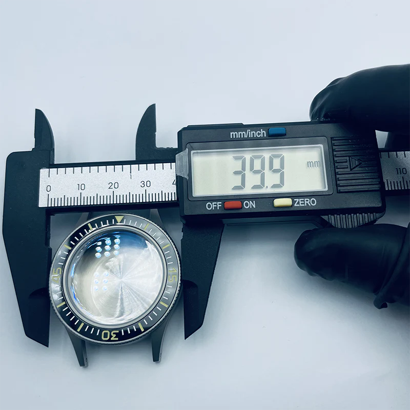 Thorn Retro Case for NH35 Movement Full Luminous - Image 18