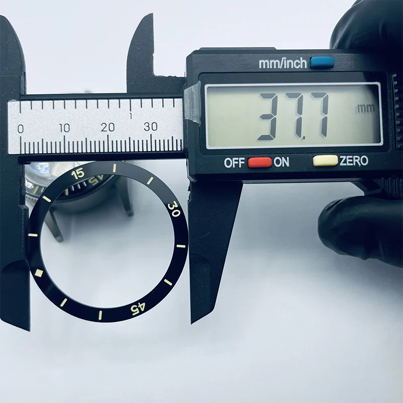 Thorn Retro Case for NH35 Movement Full Luminous - Image 19