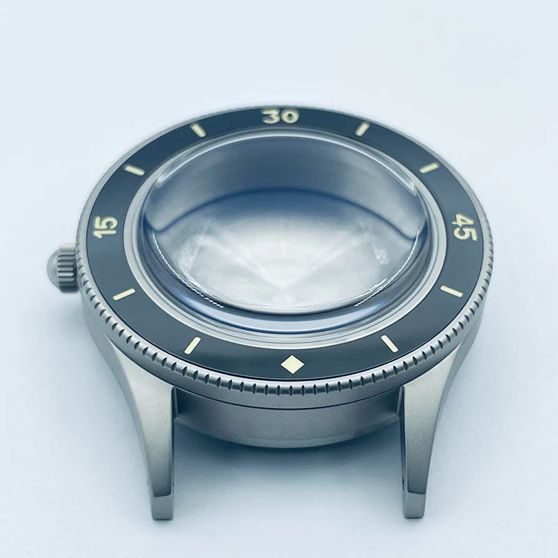 Thorn Retro Case for NH35 Movement Full Luminous - Image 4