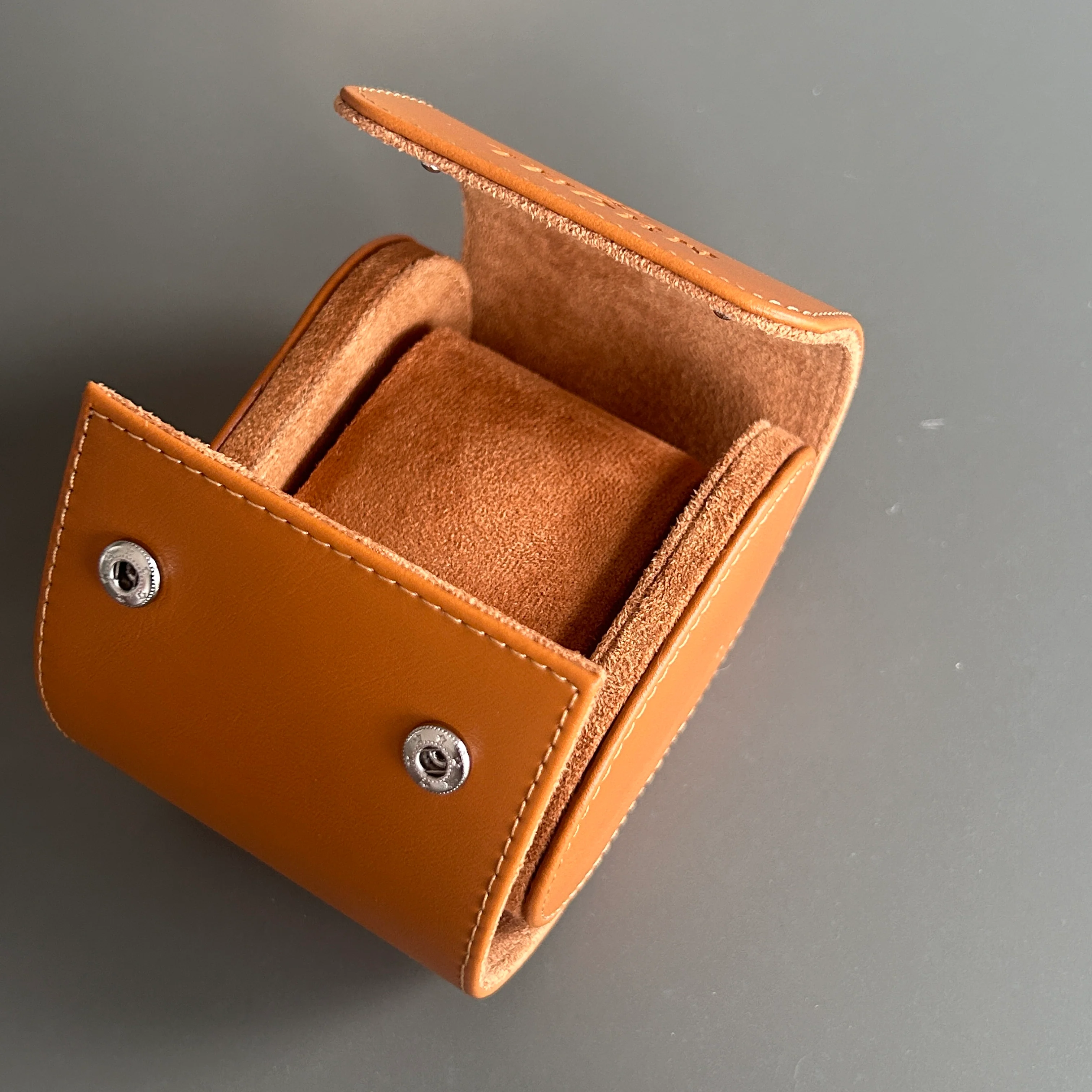 THORN Premium Leather Watch Box - Image 4