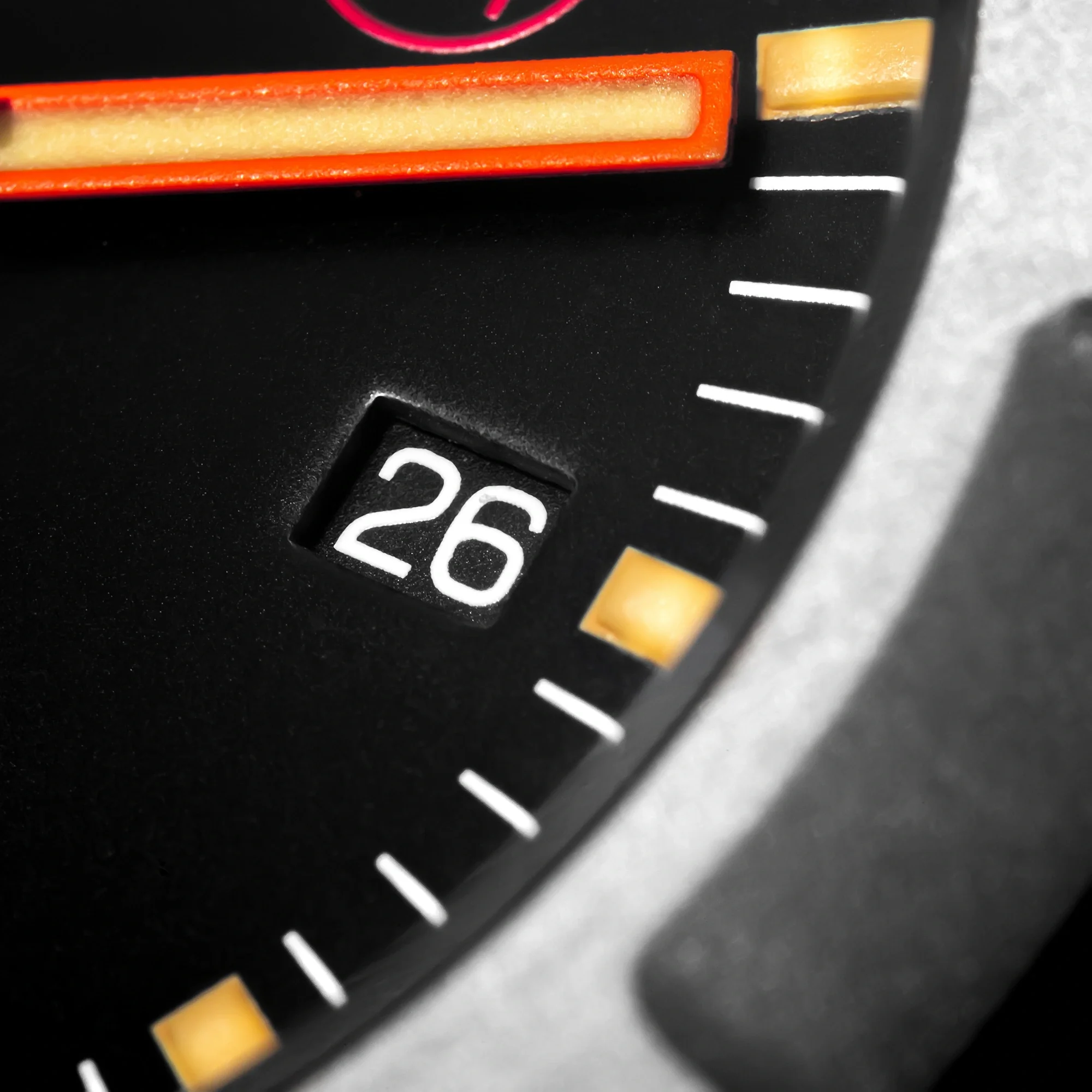 Thorn T011 Titanium Vintage Men Watch - Image 26