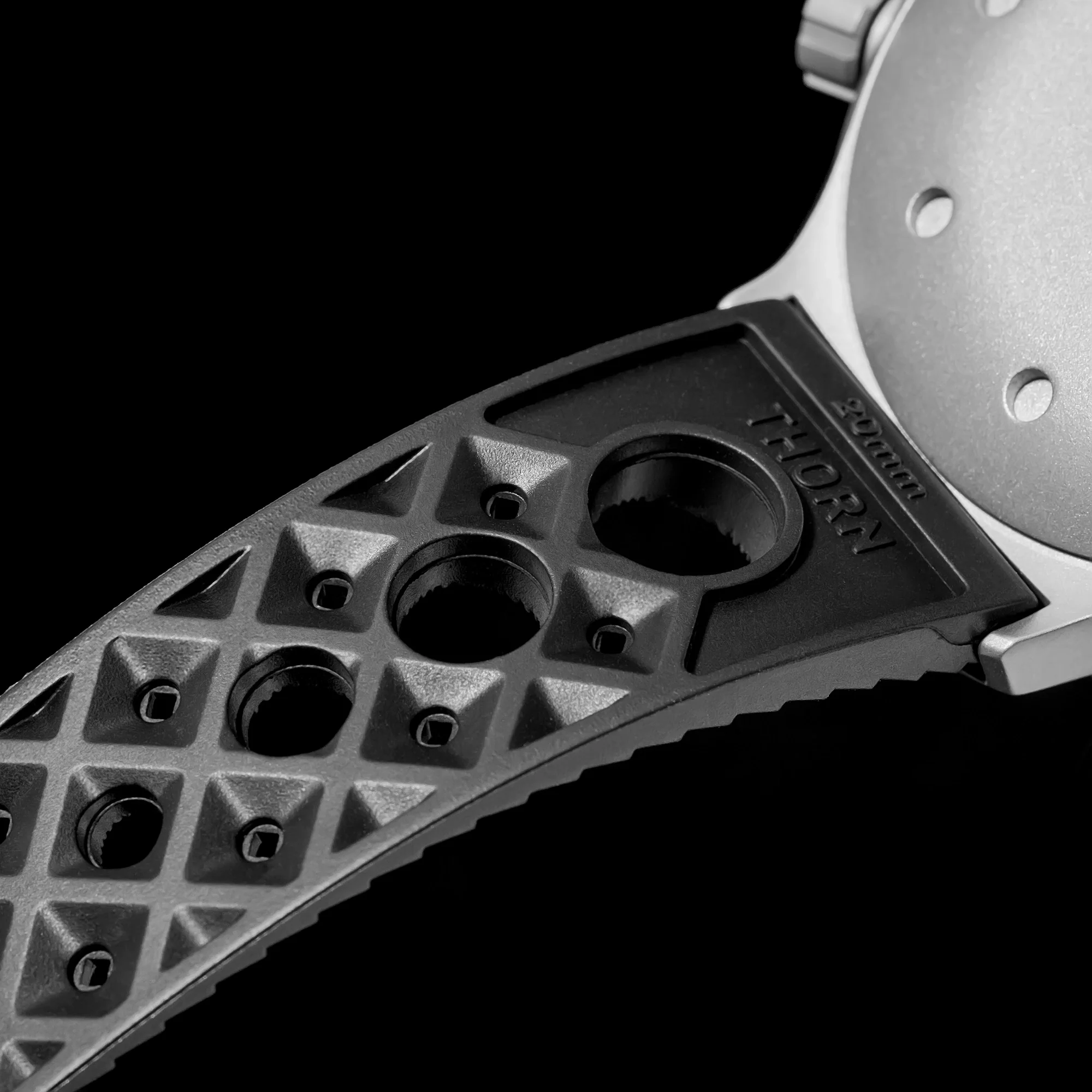 Thorn T011 Titanium Vintage Men Watch - Image 33