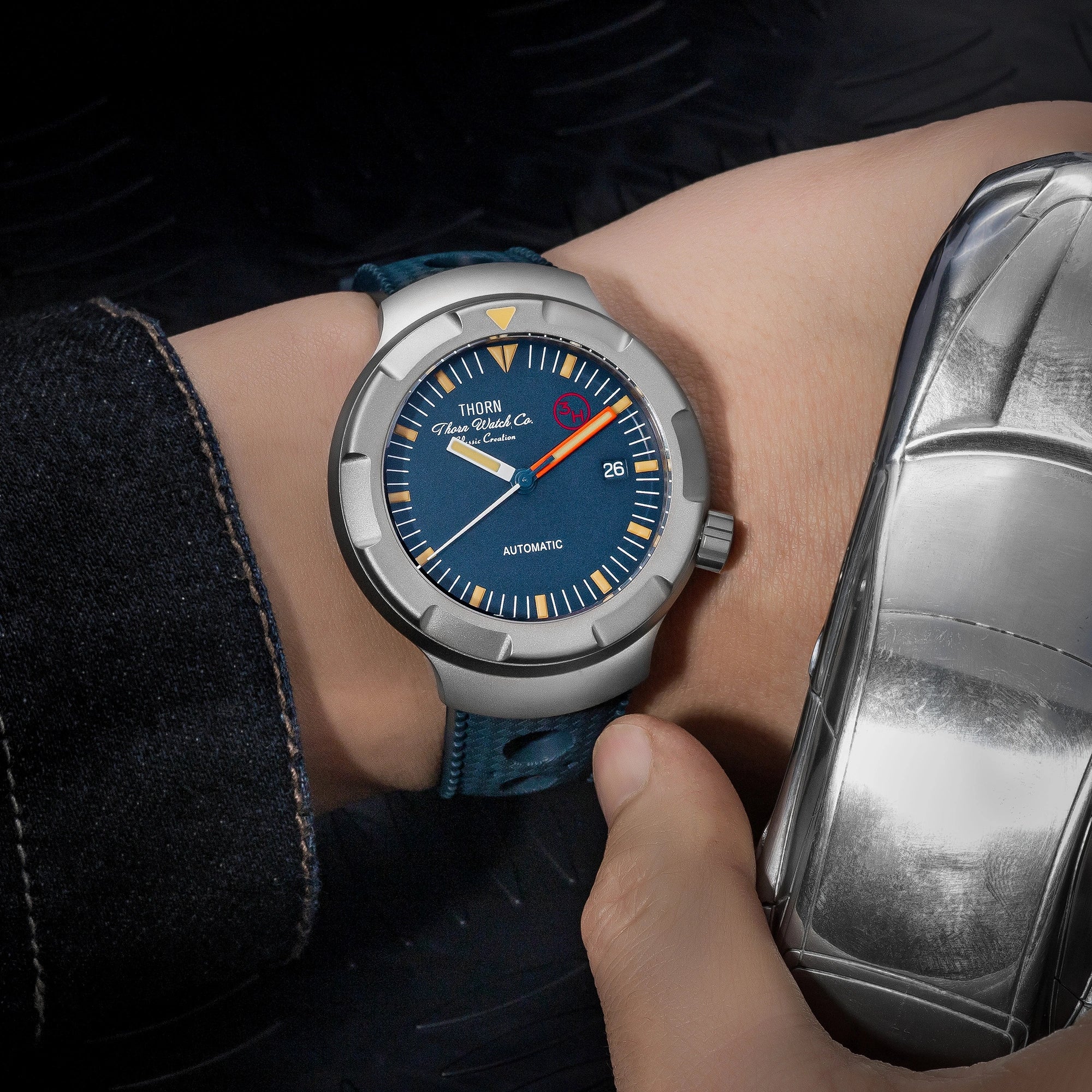 Thorn T011 Titanium Vintage Men Watch - Image 43