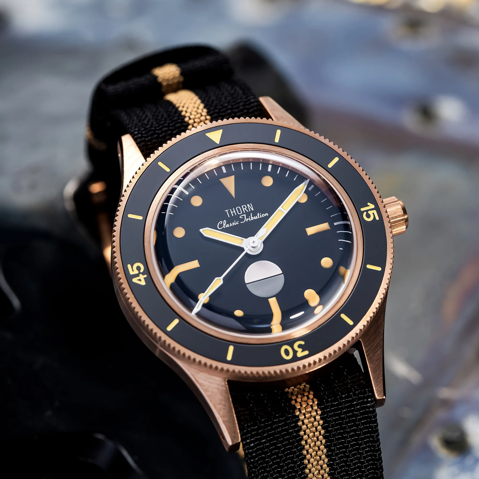 Thorn Vintage 50-Fathoms Bronze Dive Watch - Image 7
